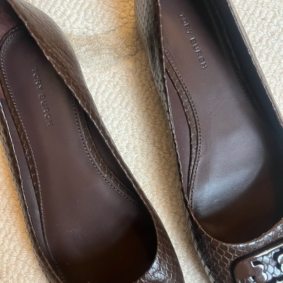 Tory Burch Georgia Square Toe Snake Flats - Size 7.5 - Picture 3 of 4
